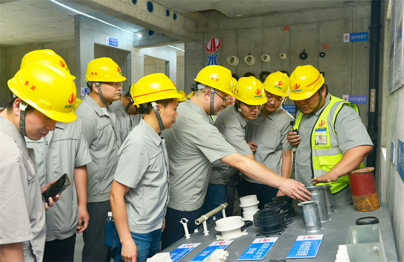 为进一步推进优质客户高效履约，提升交付品质、达成客户满意，2025年6月25日，9001DCC金沙建设集团在上海组织召开2025年越秀地产、华润置业客户履约推进会。